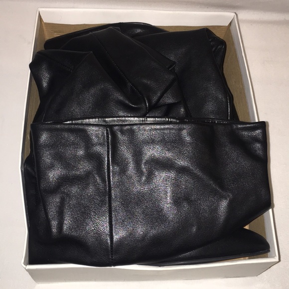 New Women's Black Slouchy Block Heeled Tall Boots - Picture 6 of 7